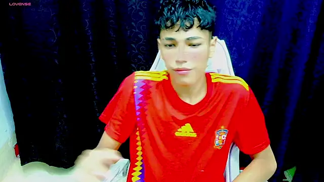 Snapshot of Im_david02 chatting on November 2025 12:27:02 PM Im david02 online show from November 2025 12:27:02 PM