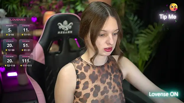 xoxo molly online show from December 2025 10:37:02 PM