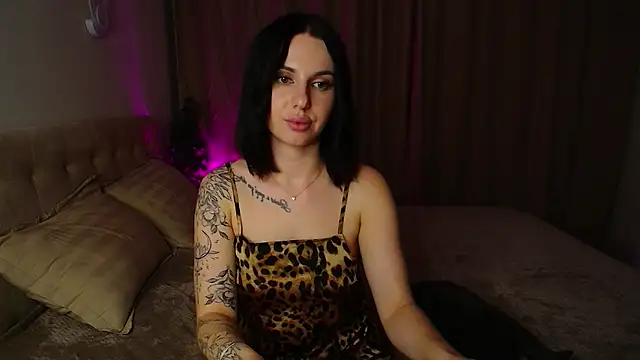 Snapshot of Poison_inyour_Mind__ chatting on October 2025 06:17:02 PM Poison inyour Mind online show from October 2025 06:17:02 PM