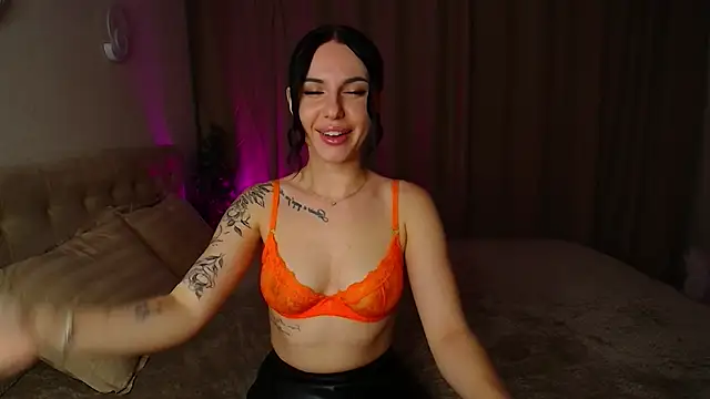 Snapshot of Poison_inyour_Mind__ chatting on October 2025 04:23:02 AM Poison inyour Mind online show from October 2025 04:23:02 AM