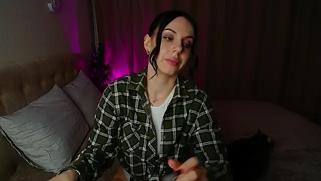 Snapshot of Poison_inyour_Mind__ chatting on October 2025 04:19:01 PM Poison inyour Mind online show from October 2025 04:19:01 PM