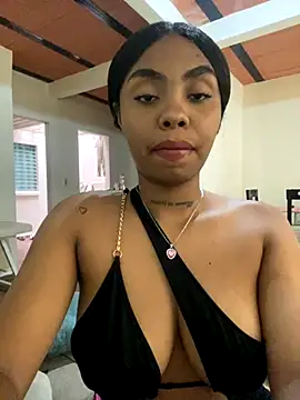 Snapshot of Itanydiorr chatting on October 2025 06:05:01 PM Itanydiorr online show from October 2025 06:05:01 PM