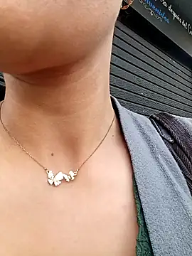 Snapshot of Jade_1-9 chatting on October 2025 08:09:02 PM Jade 1-9 online show from October 2025 08:09:02 PM