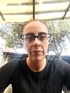 Snapshot of Jade_1-9 chatting on October 2025 05:35:01 PM Jade 1-9 online show from October 2025 05:35:01 PM