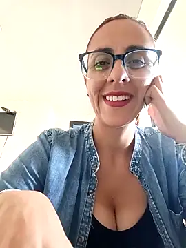 Snapshot of Jade_1-9 chatting on November 2025 06:14:01 PM Jade 1-9 online show from November 2025 06:14:01 PM