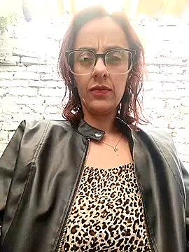 Snapshot of Jade_1-9 chatting on November 2025 05:11:01 PM Jade 1-9 online show from November 2025 05:11:01 PM