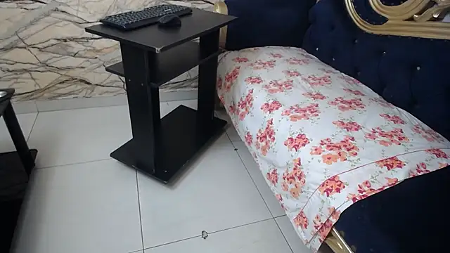 Snapshot of kimberly_candy chatting on November 2025 07:24:01 PM kimberly candy online show from November 2025 07:24:01 PM