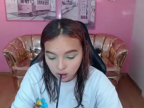 Snapshot of mia_foster_t chatting on October 2025 12:47:01 PM mia foster t online show from October 2025 12:47:01 PM