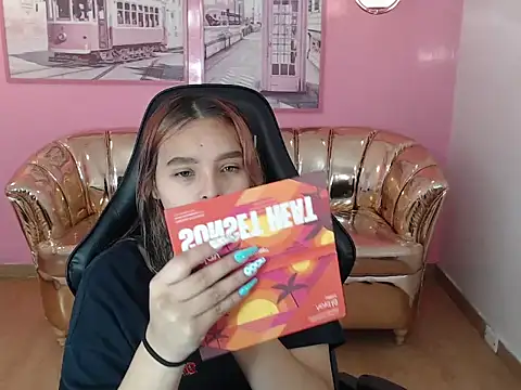 Snapshot of mia_foster_t chatting on October 2025 12:37:02 PM mia foster t online show from October 2025 12:37:02 PM