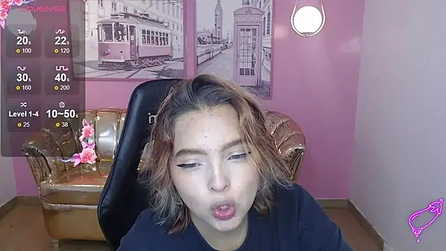 Snapshot of mia_foster_t chatting on November 2025 12:37:01 PM mia foster t online show from November 2025 12:37:01 PM