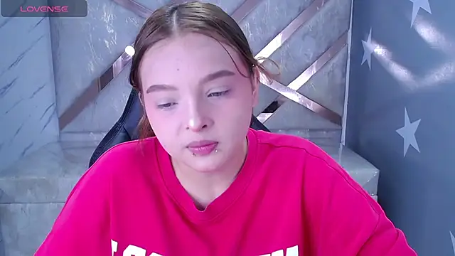 mia foster t online show from May 2026 01:16:01 PM