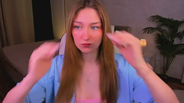 Snapshot of AngelAnabelle chatting on October 2025 08:38:01 PM AngelAnabelle online show from October 2025 08:38:01 PM