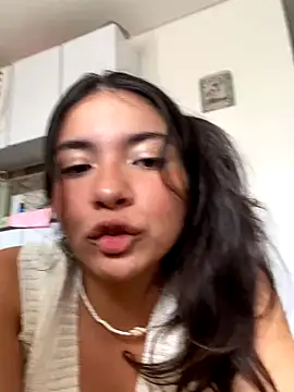 Snapshot of Jules_Angel chatting on October 2025 09:01:01 PM Jules Angel online show from October 2025 09:01:01 PM