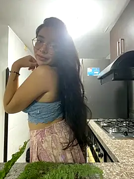 Snapshot of Jules_Angel chatting on October 2025 12:31:01 AM Jules Angel online show from October 2025 12:31:01 AM