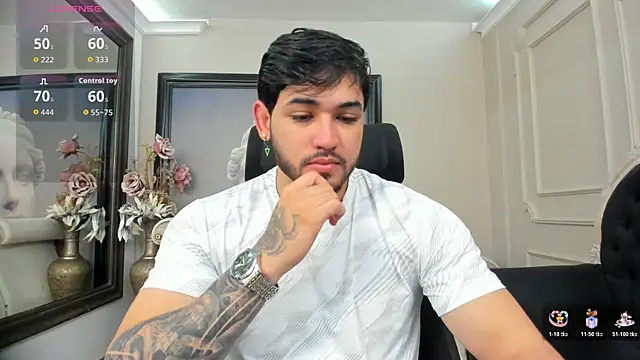 Snapshot of ElianKeiser chatting on October 2025 12:27:02 PM ElianKeiser online show from October 2025 12:27:02 PM