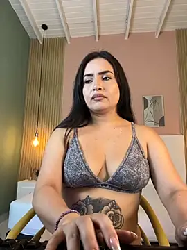 Snapshot of ZaraFoxx7 chatting on November 2025 07:45:01 PM ZaraFoxx7 online show from November 2025 07:45:01 PM