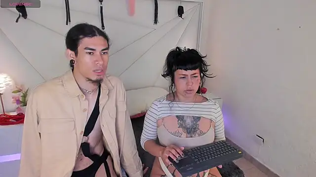 Snapshot of conjuring_ chatting on November 2025 03:05:01 AM conjuring online show from November 2025 03:05:01 AM