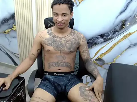 Snapshot of TimmCloud chatting on December 2025 08:15:01 PM TimmCloud online show from December 2025 08:15:01 PM