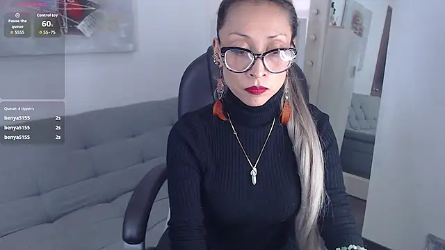 Snapshot of alexia_james_ chatting on April 2026 09:06:02 PM alexia james online show from April 2026 09:06:02 PM