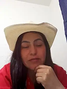 Snapshot of MartinaPaz chatting on October 2025 09:15:01 PM MartinaPaz online show from October 2025 09:15:01 PM