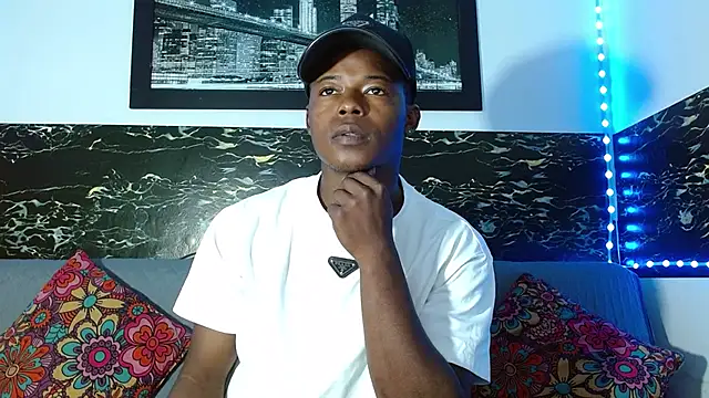 Snapshot of Dark_stallionX chatting on October 2025 05:57:01 PM Dark stallionX online show from October 2025 05:57:01 PM