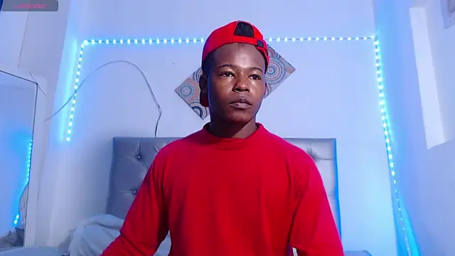 Snapshot of Dark_stallionX chatting on October 2025 06:32:01 PM Dark stallionX online show from October 2025 06:32:01 PM