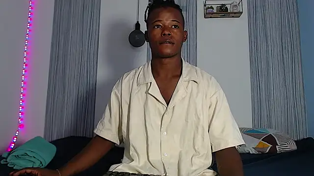 Snapshot of Dark_stallionX chatting on November 2025 06:28:01 PM Dark stallionX online show from November 2025 06:28:01 PM