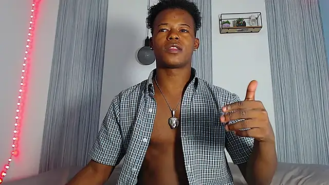 Snapshot of Dark_stallionX chatting on December 2025 07:21:02 PM Dark stallionX online show from December 2025 07:21:02 PM