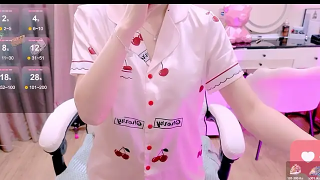 Snapshot of _Aria_Moonie chatting on February 2026 04:22:01 AM Aria Moonie online show from February 2026 04:22:01 AM