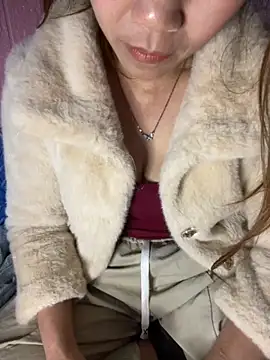 Snapshot of Domita-cool chatting on November 2025 09:32:02 AM Domita-cool online show from November 2025 09:32:02 AM