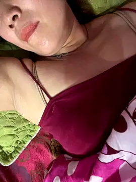 Snapshot of Domita-cool chatting on November 2025 05:42:02 AM Domita-cool online show from November 2025 05:42:02 AM