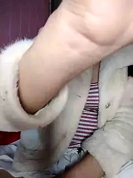 Snapshot of Domita-cool chatting on December 2025 12:16:02 AM Domita-cool online show from December 2025 12:16:02 AM