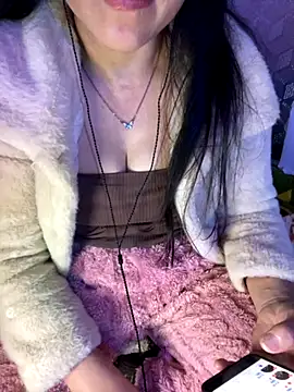 Snapshot of Domita-cool chatting on December 2025 05:31:02 PM Domita-cool online show from December 2025 05:31:02 PM