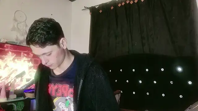 Snapshot of Tyler_cat chatting on November 2025 03:26:02 AM Tyler cat online show from November 2025 03:26:02 AM