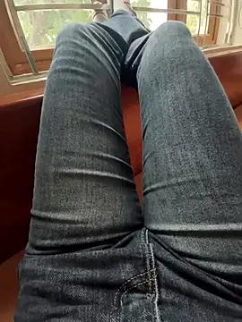 Lili 2love online show from February 2026 01:04:02 AM