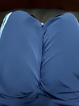 Lili 2love online show from February 2026 09:58:01 AM