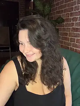 Snapshot of MilanaSweetie chatting on October 2025 06:00:01 AM MilanaSweetie online show from October 2025 06:00:01 AM