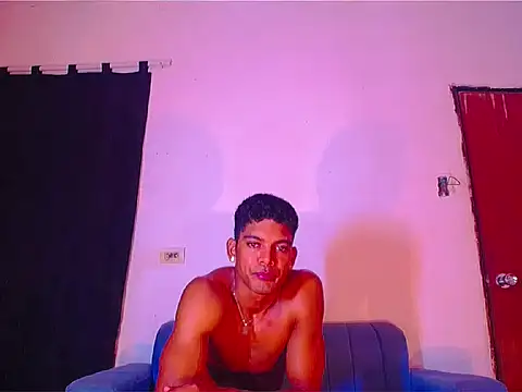 Snapshot of theMyke101 chatting on June 2026 12:41:02 AM theMyke101 online show from June 2026 12:41:02 AM