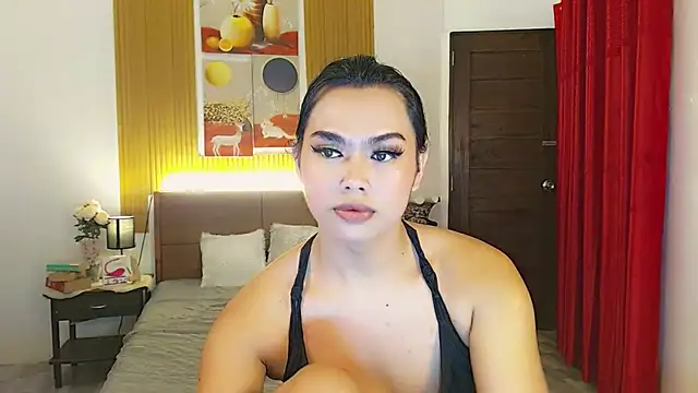 fallinLunaxX online show from October 2025 05:24:02 PM