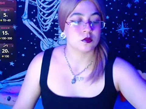 cherrypeach  online show from November 2025 07:02:02 PM