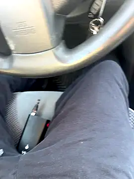 Snapshot of ayrtonmen chatting on November 2025 02:38:02 PM ayrtonmen online show from November 2025 02:38:02 PM