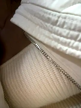 Snapshot of yourkeer chatting on November 2025 02:39:01 PM yourkeer online show from November 2025 02:39:01 PM