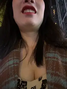 Snapshot of yourkeer chatting on November 2025 01:55:01 PM yourkeer online show from November 2025 01:55:01 PM