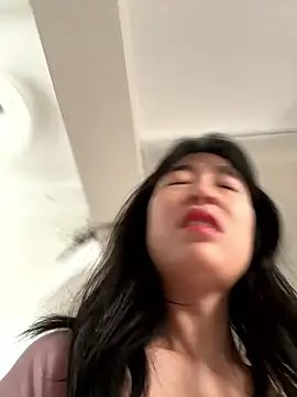 Snapshot of yourkeer chatting on January 2026 01:33:01 AM yourkeer online show from January 2026 01:33:01 AM