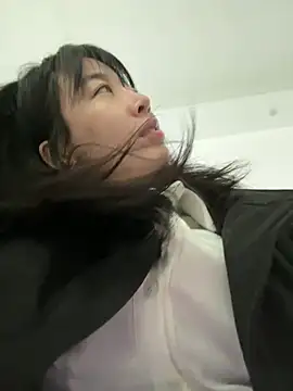 Snapshot of yourkeer chatting on January 2026 07:13:01 AM yourkeer online show from January 2026 07:13:01 AM