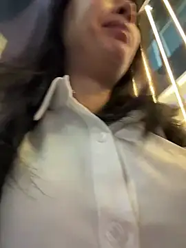 Snapshot of yourkeer chatting on January 2026 01:15:02 PM yourkeer online show from January 2026 01:15:02 PM