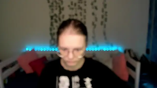 Snapshot of shy_elina01 chatting on October 2025 12:26:01 PM shy elina01 online show from October 2025 12:26:01 PM