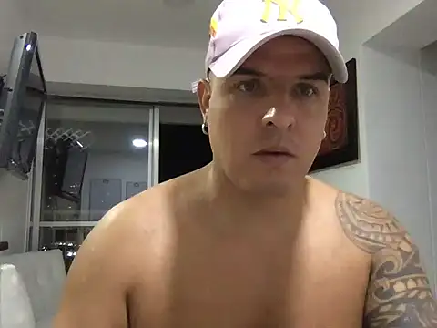 Snapshot of paisaexotico chatting on October 2025 11:34:02 PM paisaexotico online show from October 2025 11:34:02 PM