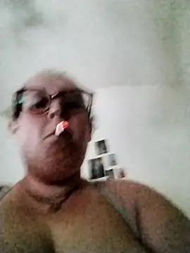 Snapshot of Ojitosclaros191 chatting on October 2025 02:13:01 PM Ojitosclaros191 online show from October 2025 02:13:01 PM