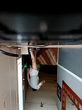 Rileyy7tk online show from April 2026 09:30:01 PM